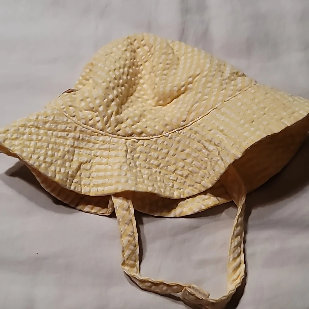 Oshkosh Baby Sun Hat Yellow White Check Print‎